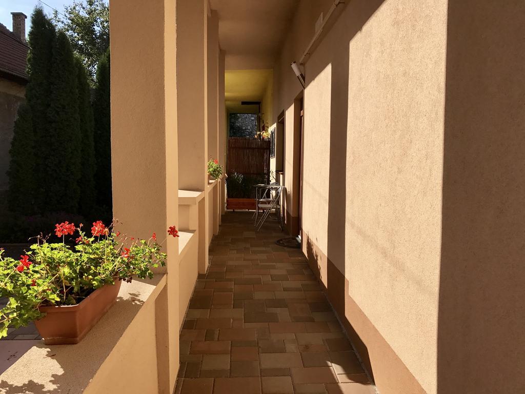 Origo Vendeghaz Hotel Sarospatak Luaran gambar